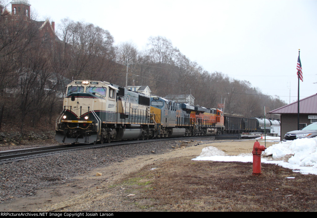 BNSF 9687 West